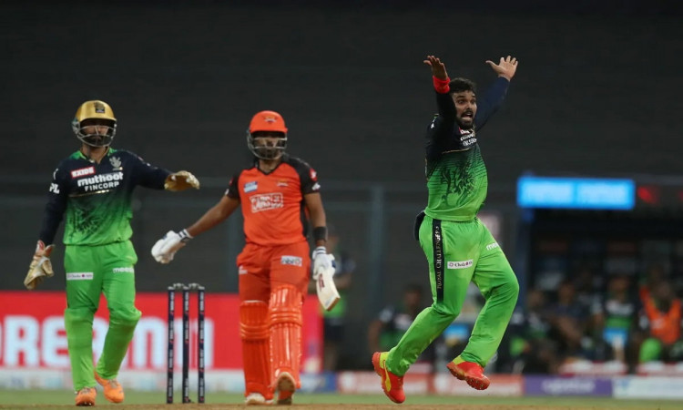 IPL 2022: Hasaranga's 5-fer Helps RCB To 67 Run Win Against SRH