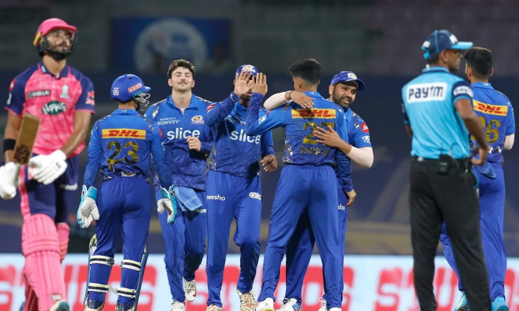 Cricket Image for Hrithik & Kartikeya Are The Two Rockstars For MI Camp, Says Rohit