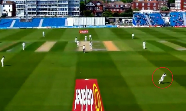 Cricket Image for WATCH: Mohammad Rizwan Grabs A Stunning Running Catch While Playing Sussex vs New 