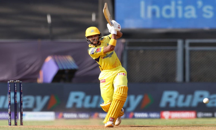 IPL 2022: Gujarat Bowlers restricted CSK batters by 133 runs
