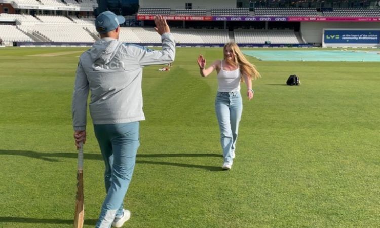 Cricket Image for Ind Vs Eng Paul Collingwood Daughter Keira Clean Bowled Joe Root 