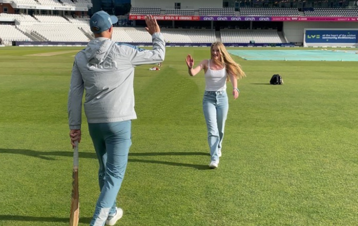 Ind Vs Eng Paul Collingwood Daughter Keira Clean Bowled Joe Root in