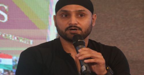 Cricket Image for Virender Sehwag Gautam Gambhir And Harbhajan Singh Blamed Ms Dhoni For Retirement