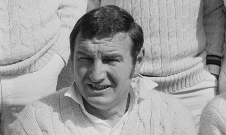 Cricket Image for England's Oldest Test Cricketer, Jim Parks Dies Aged 90