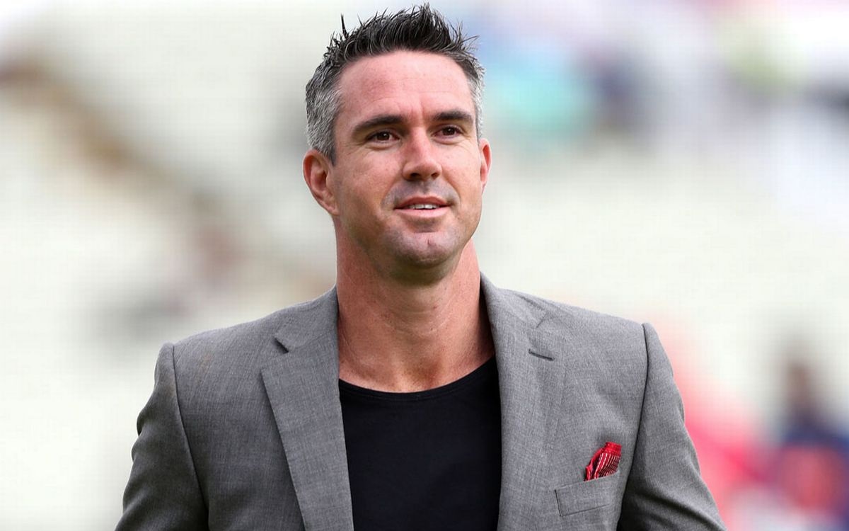 Kevin Pietersen's Blue Hair Causes Stir on Social Media - wide 2