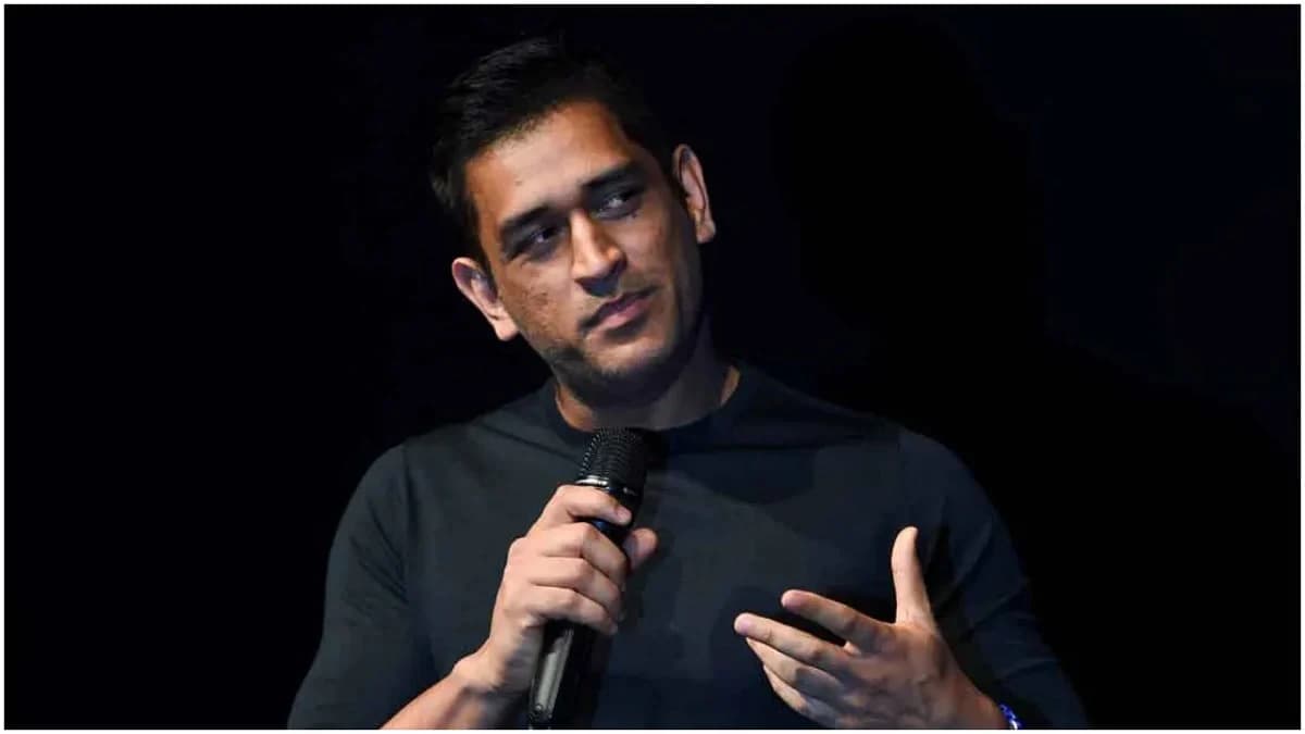 MS Dhoni Takes An Investment Shot In Drone-As-A-Service In Garuda Aerospace