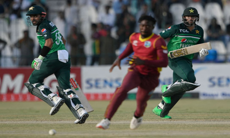 PAK vs WI, 2nd ODI: Pakistan finishes off 275/8 on their 50 overs