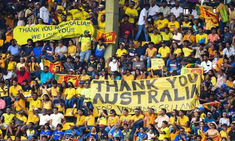 Cricket Image for Sri Lankan Fans' Response During 5th ODI 'Overwhelms' Australian Captain Aaron Fin