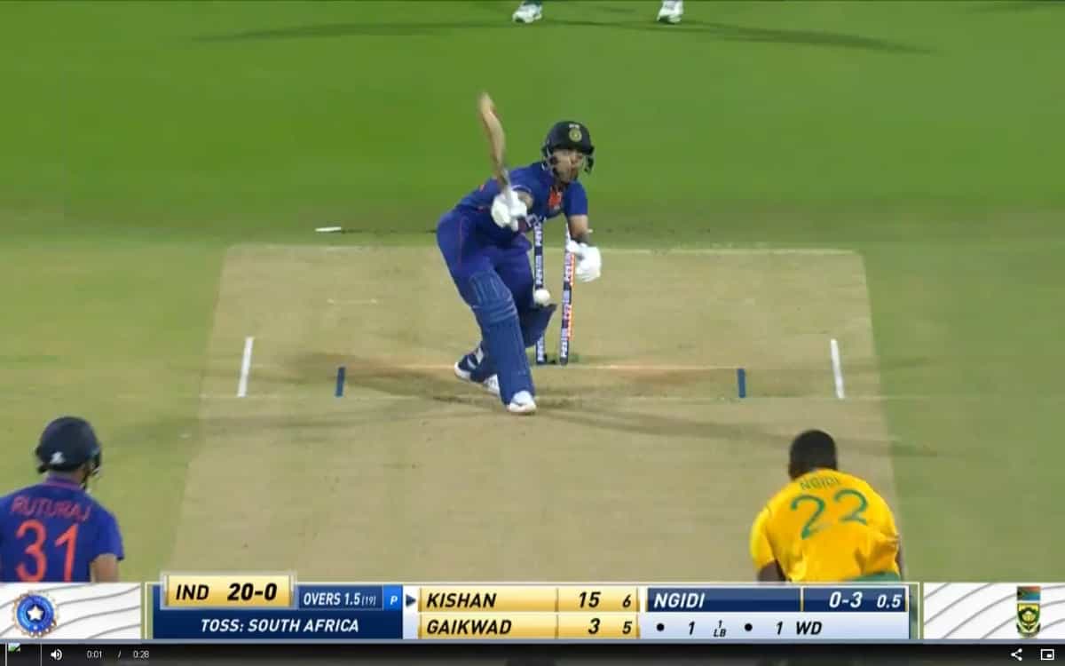 Cricket Image for एनगिडी की गेंद पर भौचक्के दिखे ईशान, गेंदबाज़ ने स्लोअर गेंद पर किया काम तमाम; देख