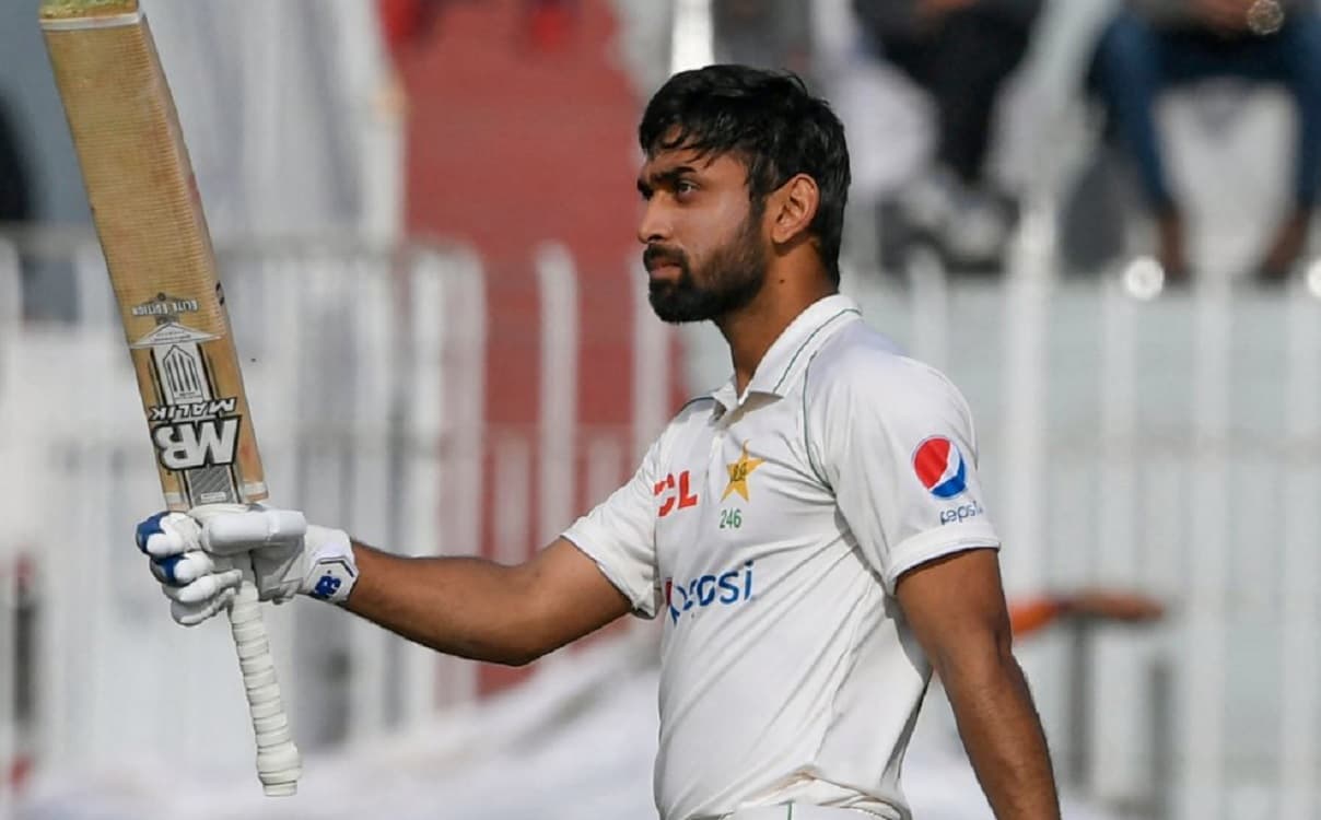Abdullah Shafique Shafique century keeps Pakistan's chase on track against Sri Lanka