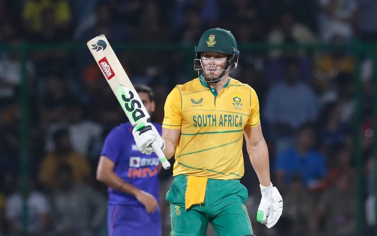 David Miller becomes the first player to reach 100 T20I matches for South Africa