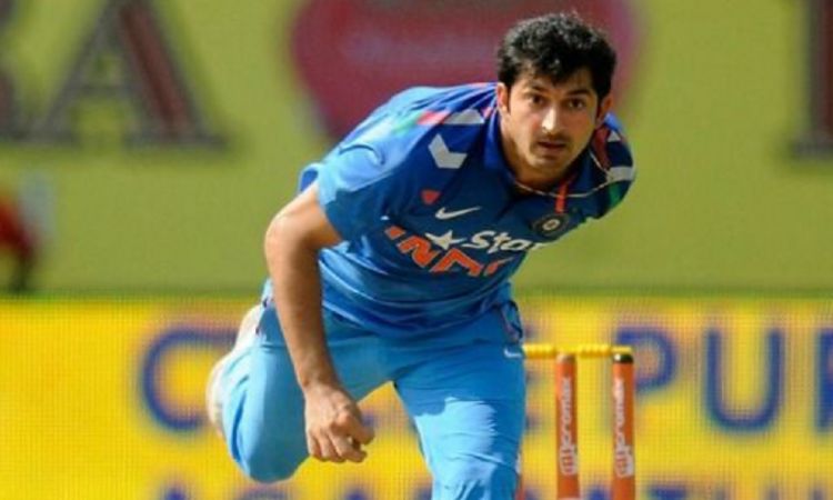 My Own Fans Turned Against Me After Taking Sachin's Wicket, Recalls Mohit Sharma