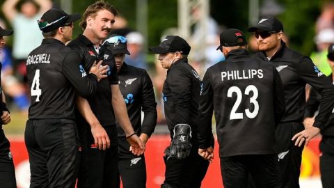 IRE vs NZ,3rd ODI: रोमांच की हदें हुई पार, विशाल स्कोर के बावजूद आयरलैंड के हाथों हारते-हारते बची न्