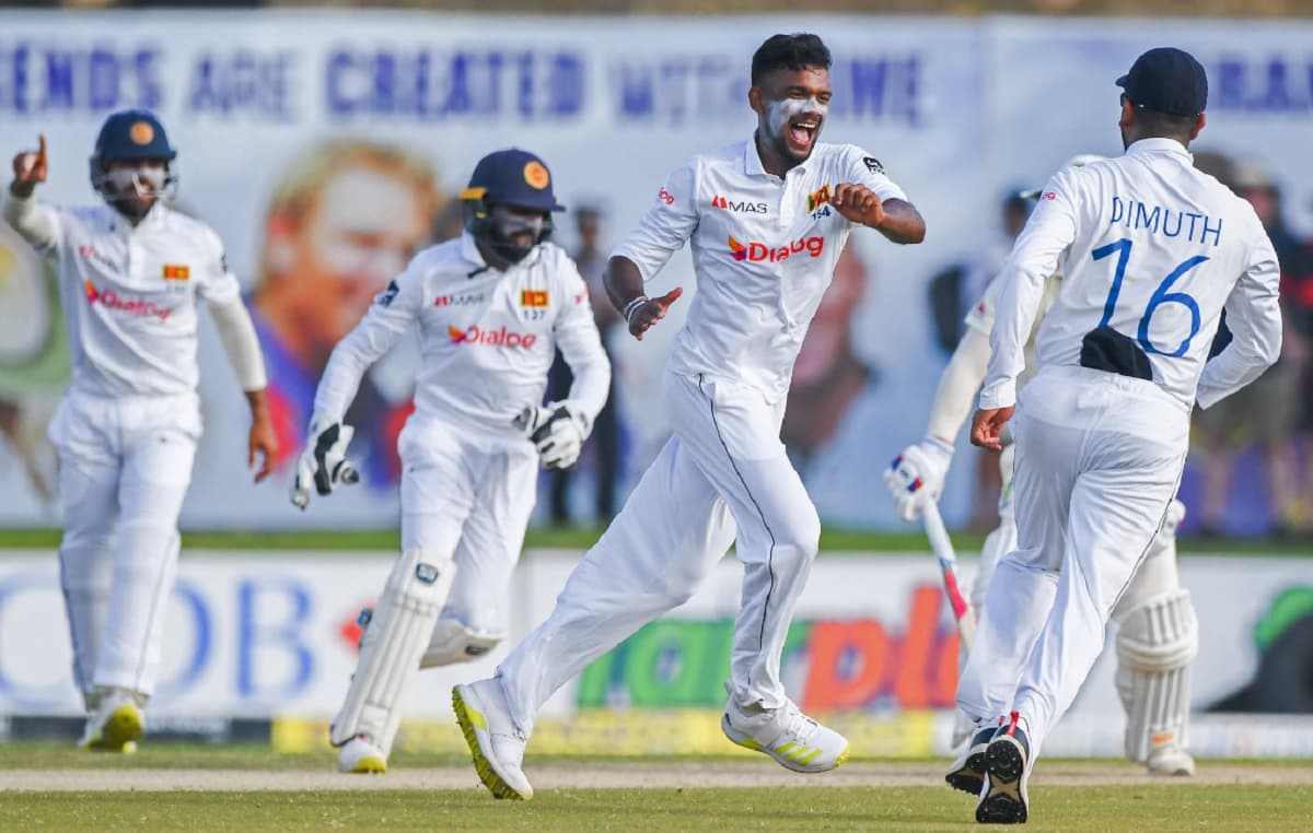 Pakistan trail by 187 runs at the end of Day Two for Second Test against Sri Lanka Pakistan trail by 187 runs at the end of Day Two for Second Test against Sri Lanka