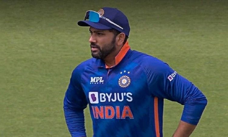 कप्तान रोहित शर्मा दिखे नाखुश, इनके सिर फोड़ा इंग्लैंड के हाथो मिली 100 रन की हार का ठिकरा