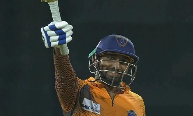 6,6,6,6,6,6,4,4,4,4- मुंबई इंडियंस ने 1 मैच के बाद कर दिया था बाहर,अब ऑलराउंडर ने खेली 70 रनों की तू