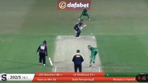 Cricket Image for T20 Blast Jimmy Neesham Involved In Strange Run Out