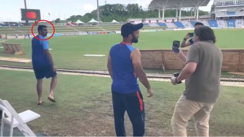 Cricket Image for West Indies Vs India Fan Asked Dinesh Karthik Selfie But R Ashwin Win Hearts