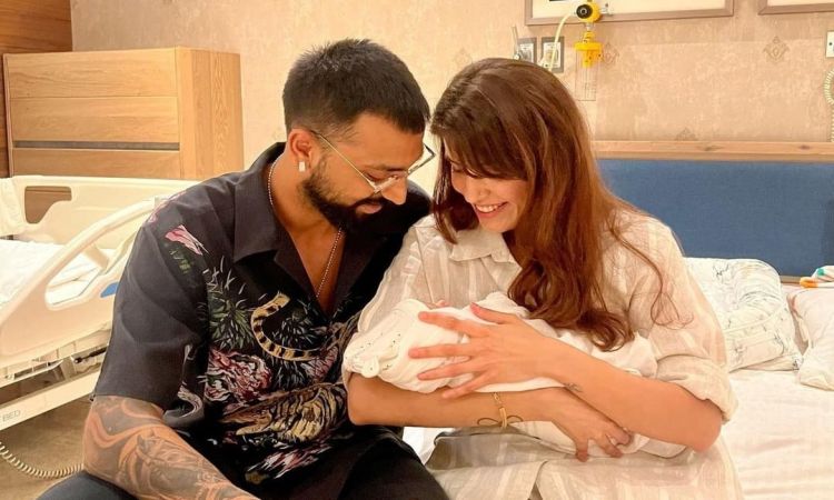  Krunal Pandya And His Wife Pankhuri Sharma Blessed With A Baby Boy 