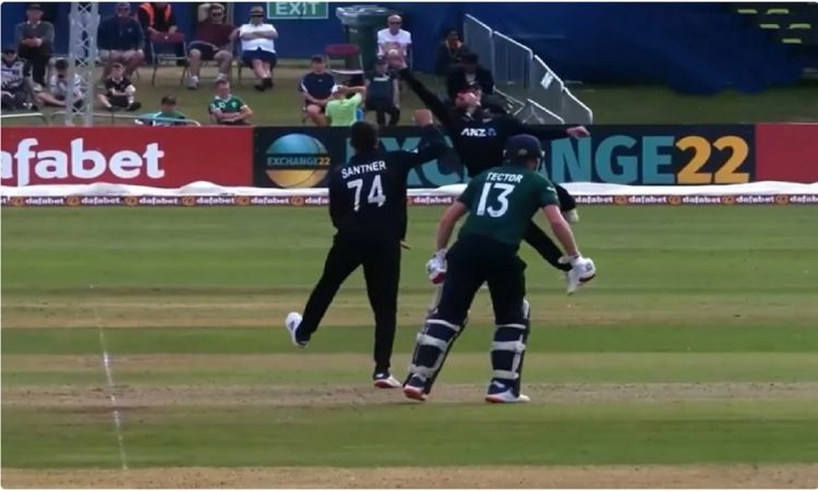 Cricket Image for Martin Guptill Grabs An Excellent Unbelievable Catch In 3rd  ODI Against Ireland; 