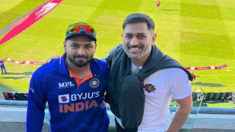 'Unreal Stardom' Dhoni's Cameo In Rishabh Pant, Rohit & SKY's Insta Live Breaks The Internet