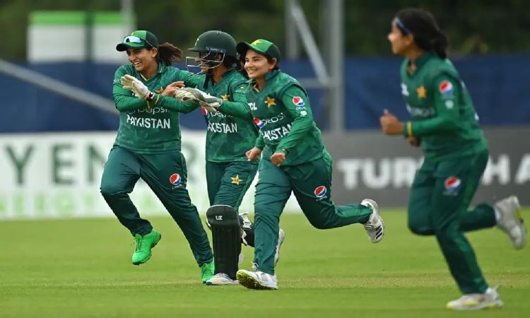 Cricket Image for Pakistan Women Team Defeats Ireland By 13 Runs In Tri-Nation T20I Series