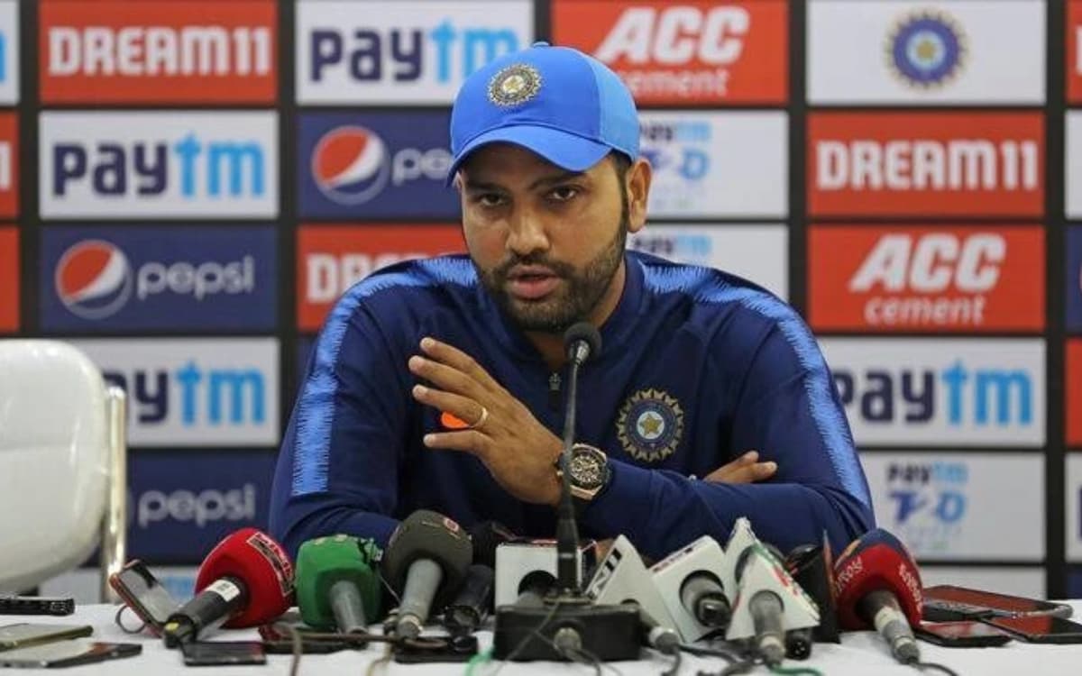 Cricket Image for बेफिक्र हैं कप्तान रोहित शर्मा, बोले: 'विराट और धवन ने खराब शॉट खेले फिर भी मैं बै