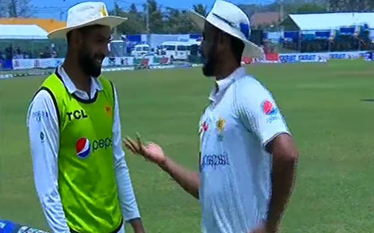 Watch Hasan Ali Funny Dance Sl Vs Pak 1st Test in Hindi - VIDEO: मैदान पर  थिरके हसन के पैर, अजीबोगरीब डांस देखकर नहीं रोक सकोगे हंसी