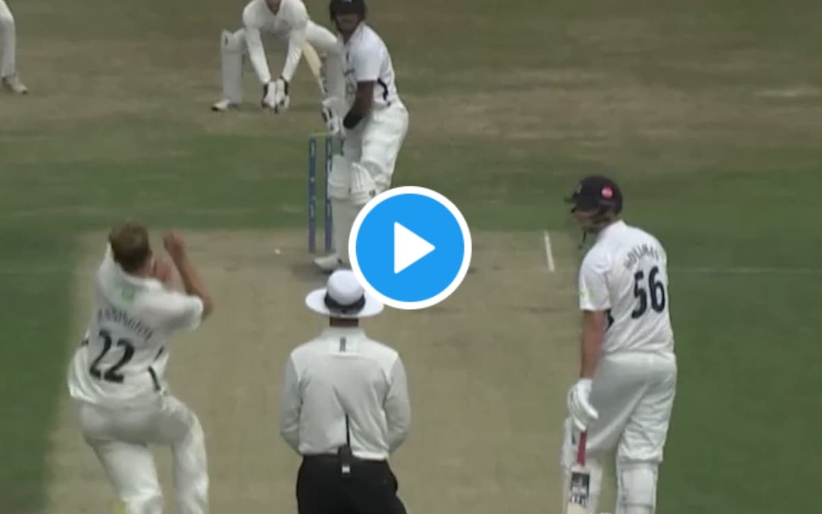 Cricket Image for VIDEO: उमेश यादव ने दिखाई ताकत, काउंटी क्रिकेट में जड़ा थप्पड़ चौका