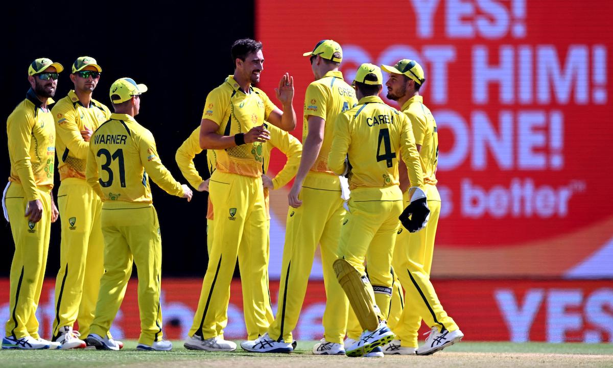 Australia beat Zimbabwe By 8 wickets in 2nd ODI