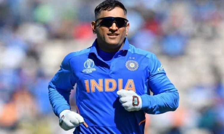 Ms Dhoni Changes His Instagram DP To Indian Tricolour To Mark 75 Years Of Independence