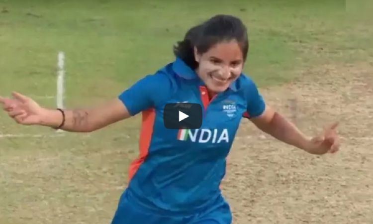 Renuka Singh first pacer from a full-member nation to take multiple 4 wicket hauls in a women's T20I series