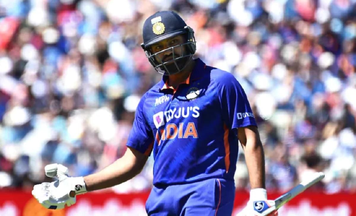 Rohit Sharma needs 4 sixes to overtake Shahid Afridi’s  in most international sixes list