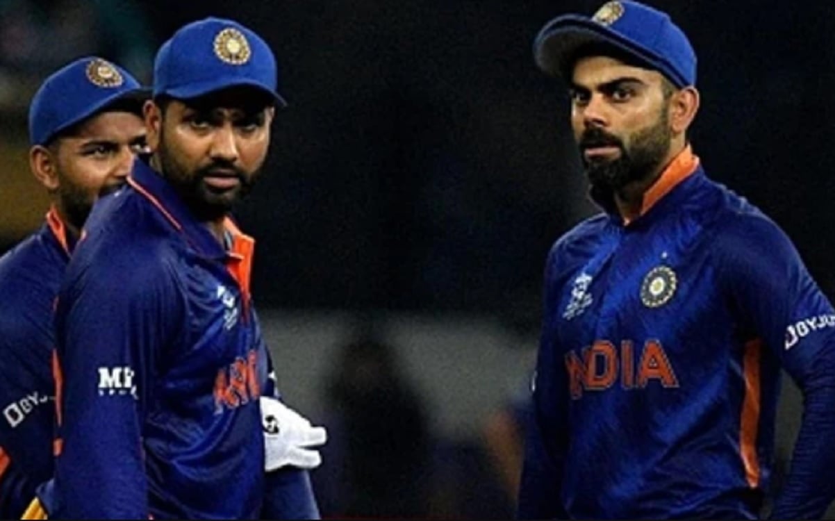 Rohit Sharma on verge of equalling Virat Kohli's captaincy feat in Pakistan clash Rohit Sharma on verge of equalling Virat Kohli's captaincy feat in Pakistan clash