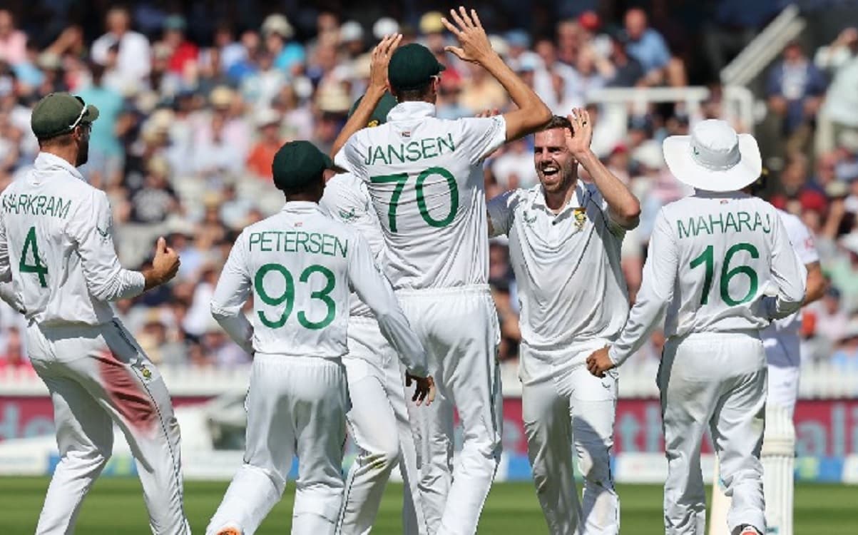 South Africa beat England by an innings and 12 runs in first test
