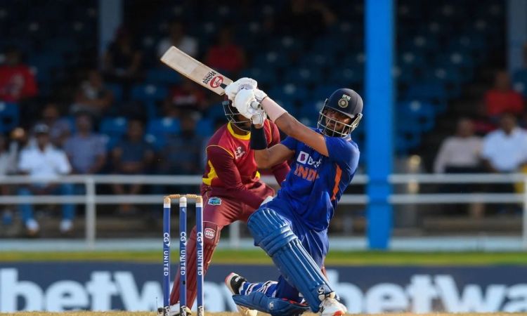 Cricket Image for 'Delighted' With Axar Patel's Batting, Says Delhi Capitals Assistant Coach Pravin 
