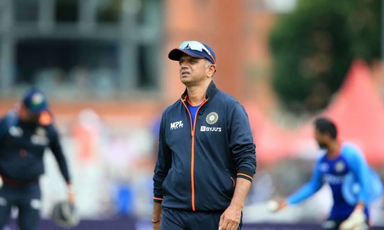 Cricket Image for Indian Coach Rahul Dravid Joins Squad Ahead Of India-Pakistan Match