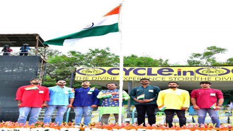 Cricket Image for Roger Binny Hoists National Flag  Along With Captains In Maharaja T20 Trophy To Ce