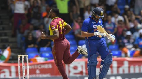 Cricket Image for Rohit Sharma Decides To Walk On 1st Ball After A 'Delayed' Start; Watch Video Here