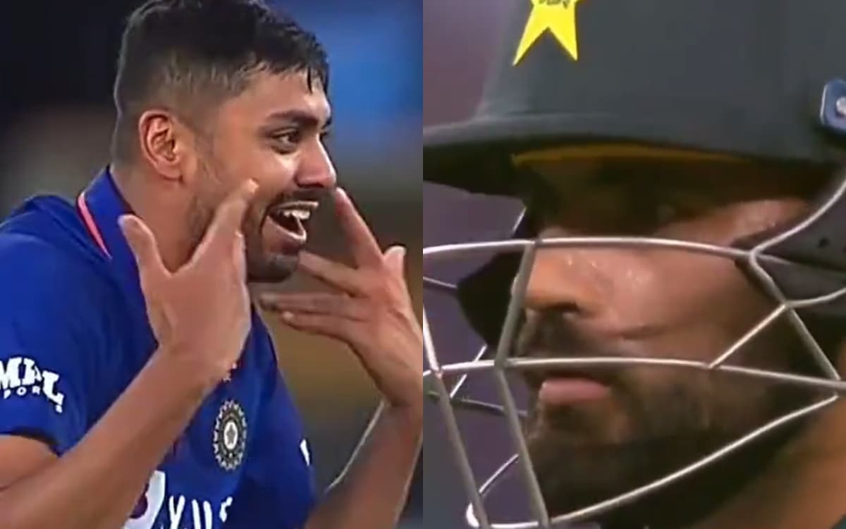 Cricket Image for VIDEO: आवेश खान को नहीं थी खबर, फिर फखर जमान ने किया वॉक ऑफ करने का फैसला