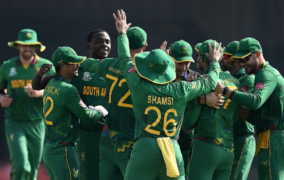  साउथ अफ्रीका ने टी-20 वर्ल्ड कप 2022 के लिए चुनी टीम,  रैसी वान डेर डुसेन हुए बाहर