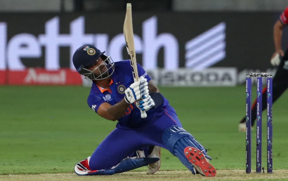 Suryakumar Yadav need 1 six to break Rohit Sharma's Record Suryakumar Yadav need 1 six to break Rohit Sharma's Record