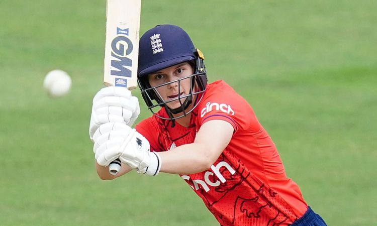 Cricket Image for Amy Jones Credits Indian Batting For Chasing Below-Par Total Against England