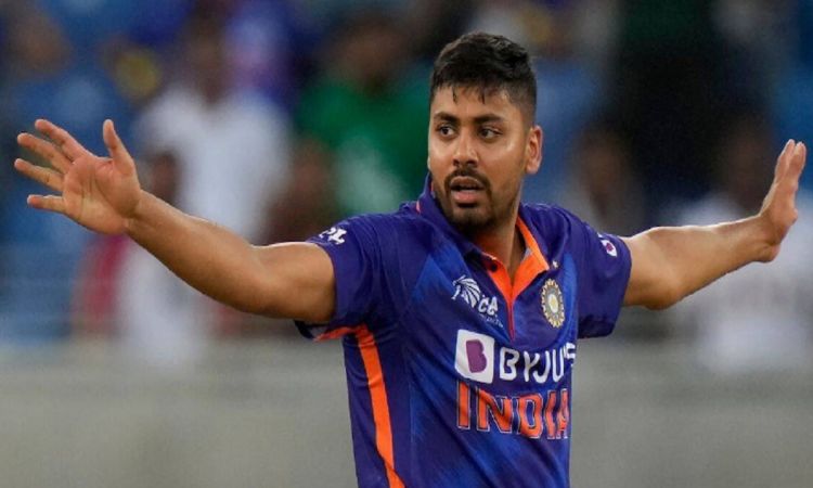 Cricket Image for Avesh Khan Ruled Out Of Asia Cup 2022 Due To Health Issues, Deepak Chahar Comes In