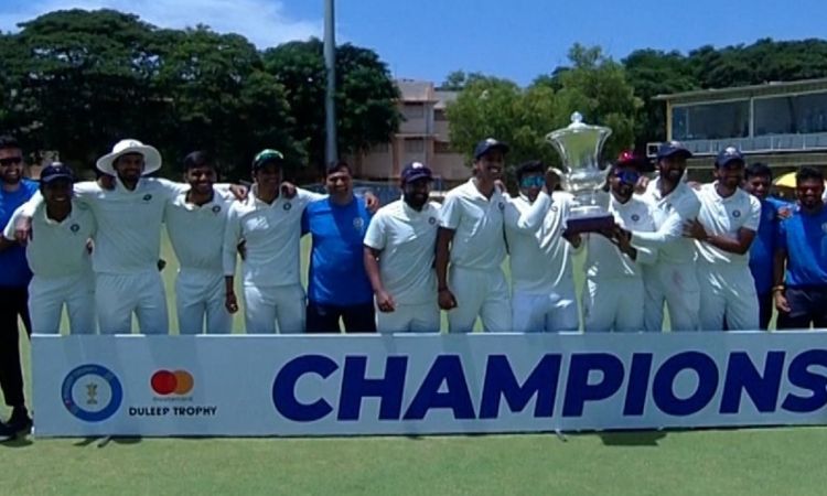 Cricket Image for Duleep Trophy: West Zone Thrash South Zone By 294 Runs To Win The Final