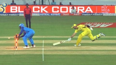 Cricket Image for VIDEO : ये कैसे रनआउट हो गए ग्लेन मैक्सवेल ? क्या कहता है नियम?