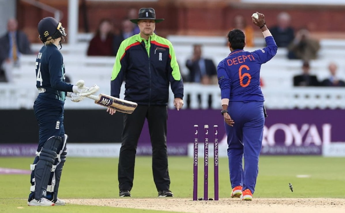 Cricket Image for Harmanpreet Backs Deepti Sharma For Mankading England's Charlie Dean