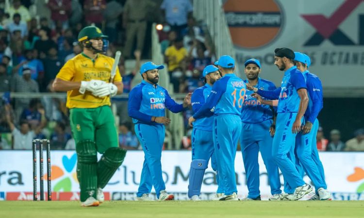 IND vs SA, 1st T20I: Indian bowlers restricted South Africa by 107 runs