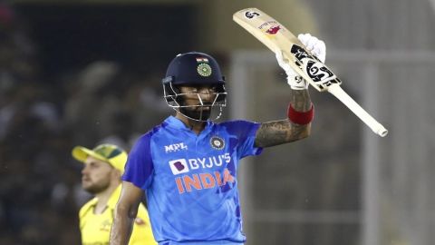 Cricket Image for KL Rahul Becomes Third-Fastest Batter To Reach 2000 Runs In T20Is With A Fifty Aga