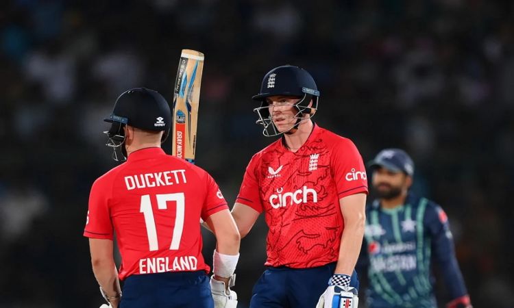 PAK vs ENG: Duckett & Brook Power England To 221/3 Against Pakistan In 3rd T20I